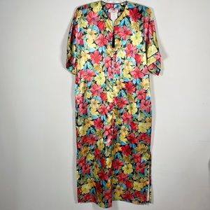 Carlton Hall Women’s NWT Size Small Partial Zip Satin Nightgown Robe